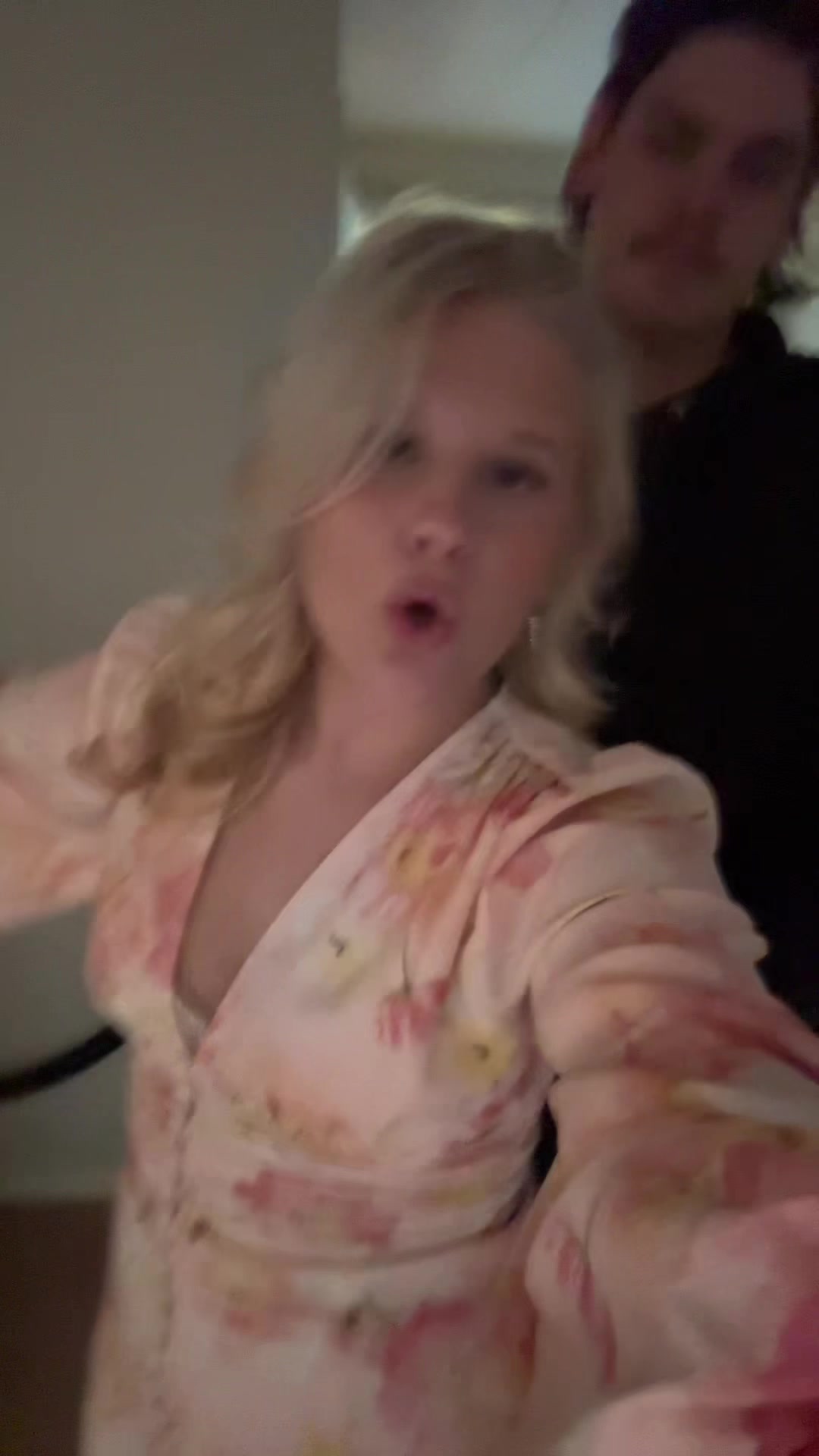 @ellasriktigaspam