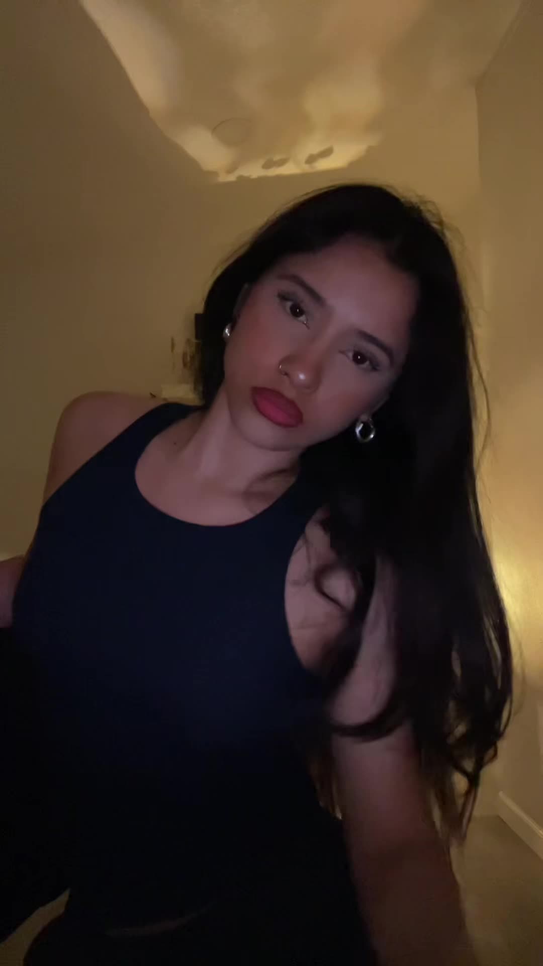 @Luna