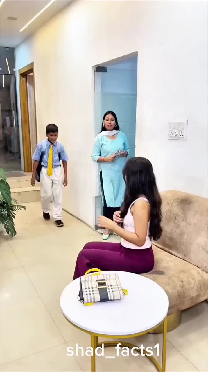@Brit_Viral
