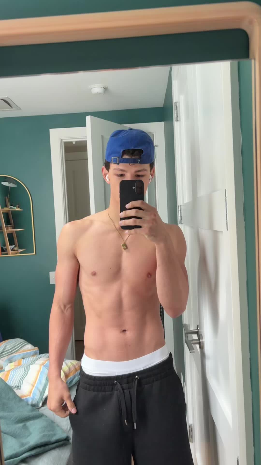 @niko