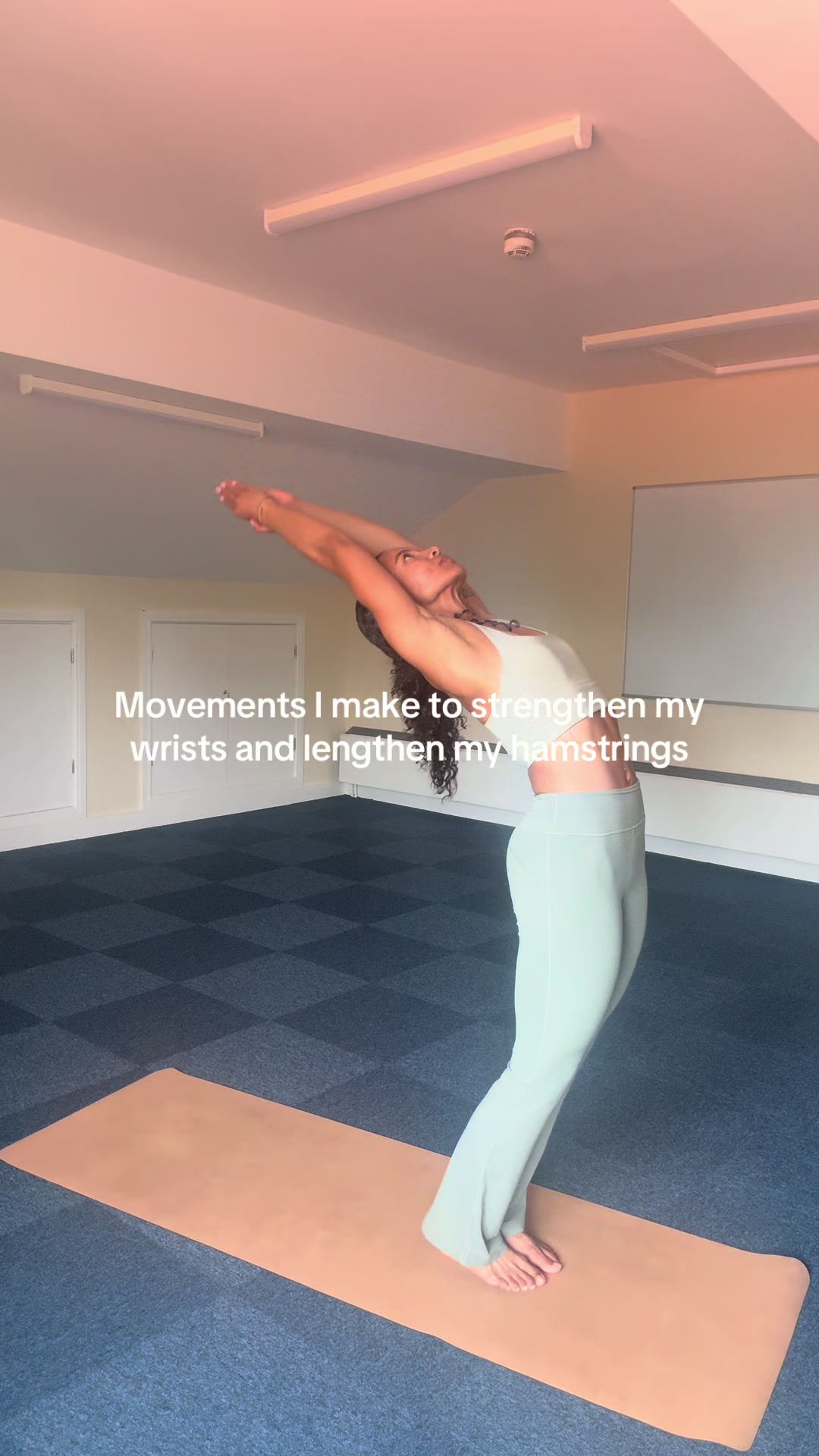@yogavetaolivia