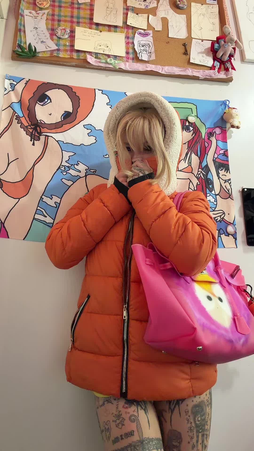 @2003kneesocks