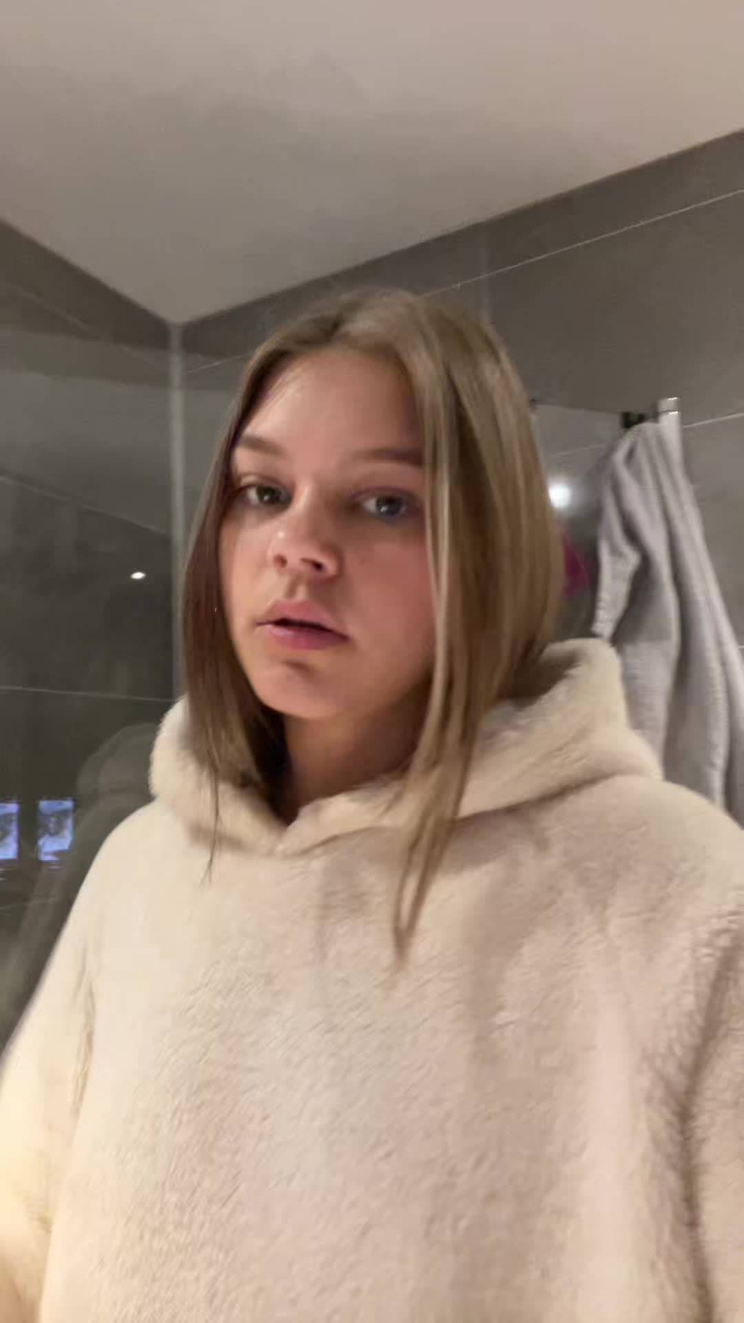 @Leona🫶🏼