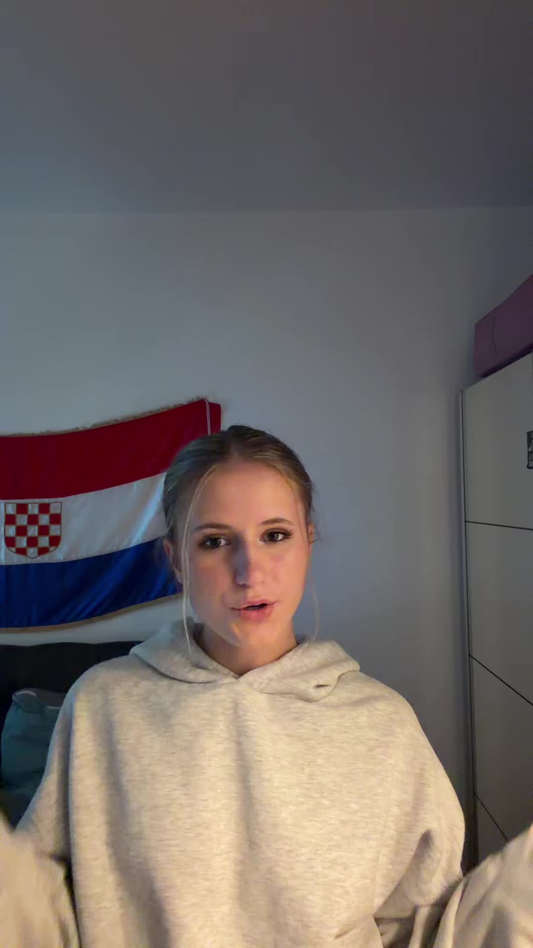 @juliaa