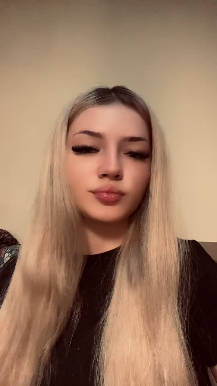 @2al3xia