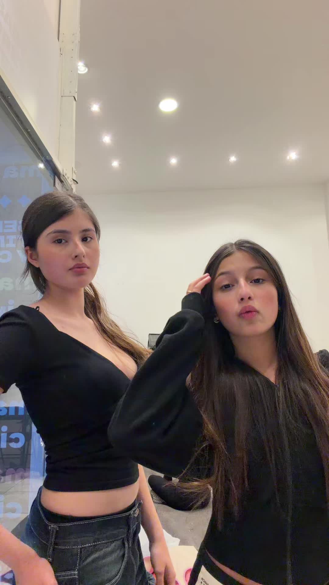 @zömer