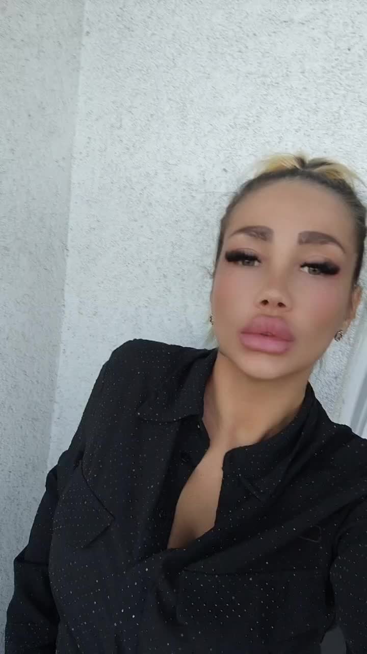 @Kala003