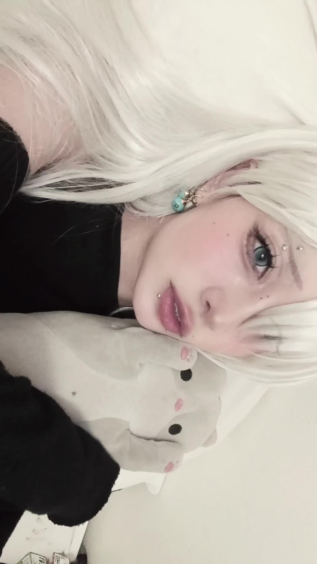 @Aky.cos