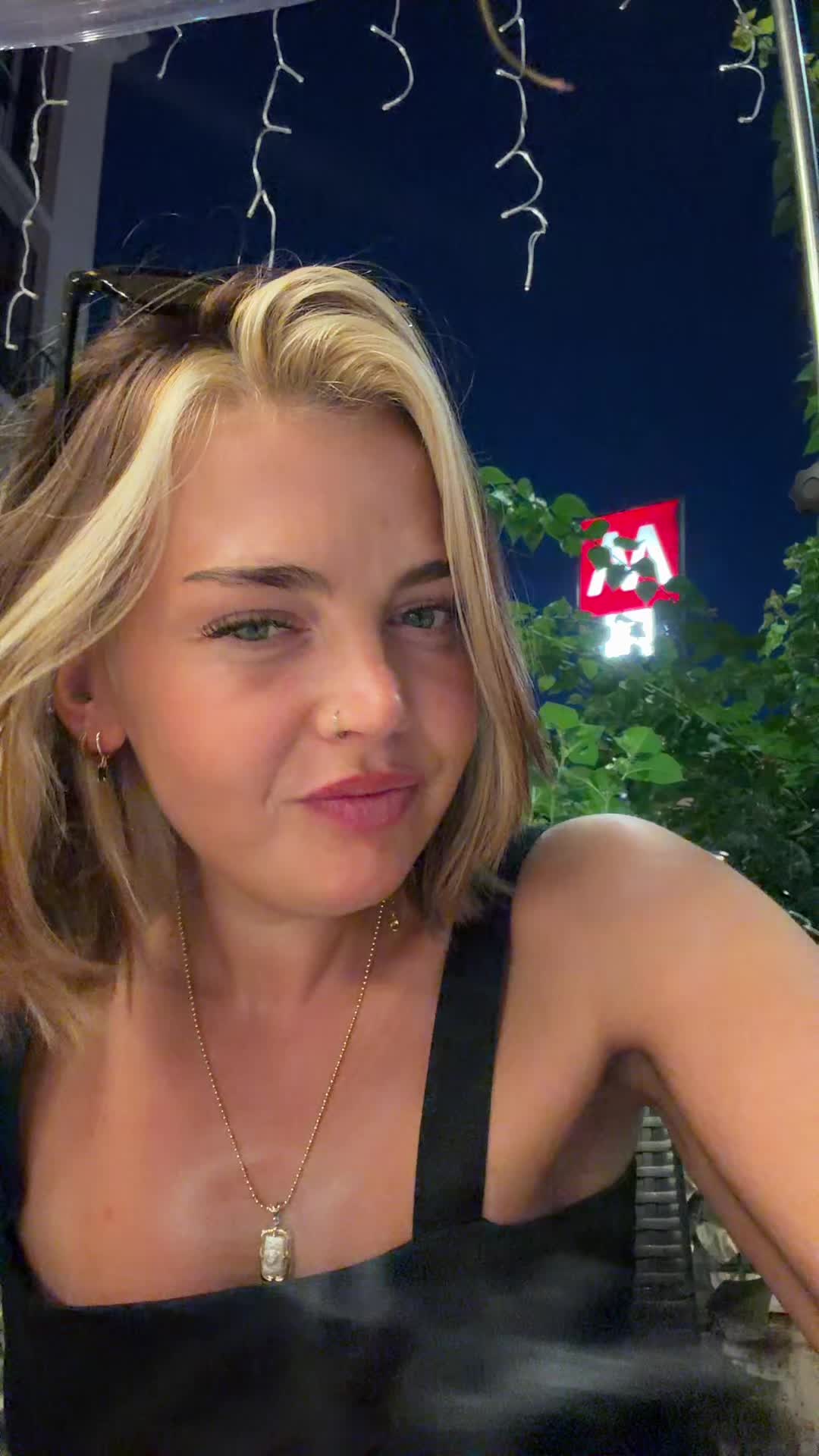@Evietempest_