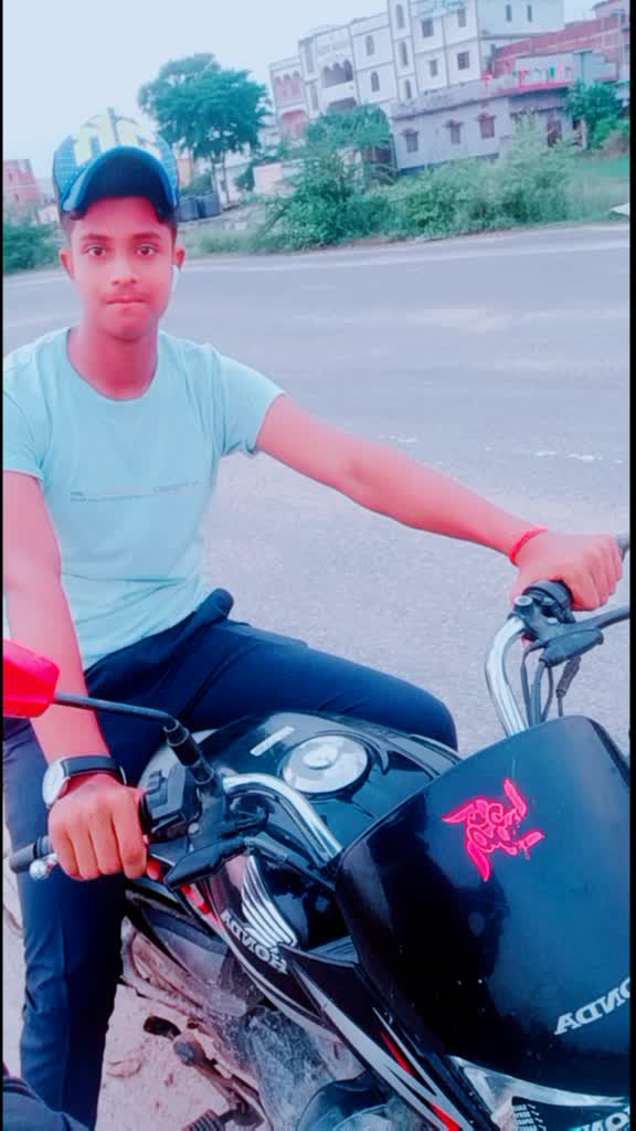 @user38472427502