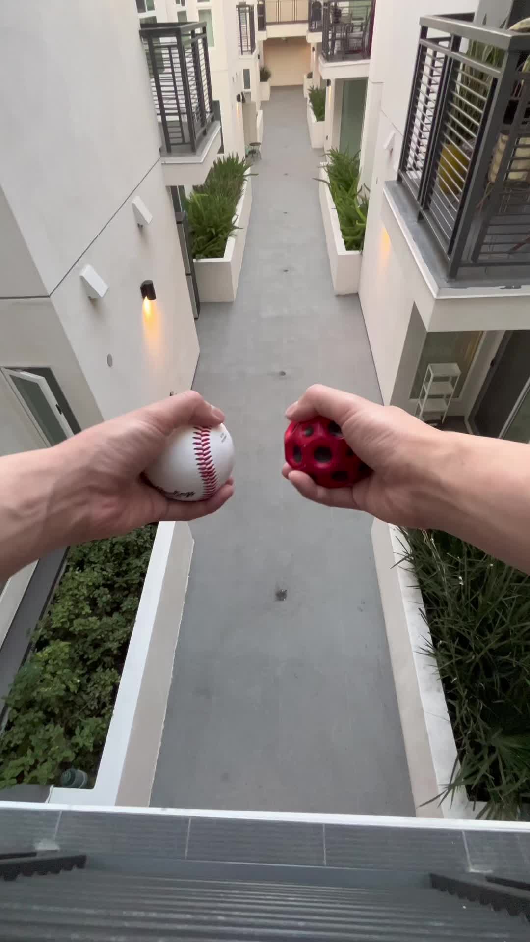 @exoball