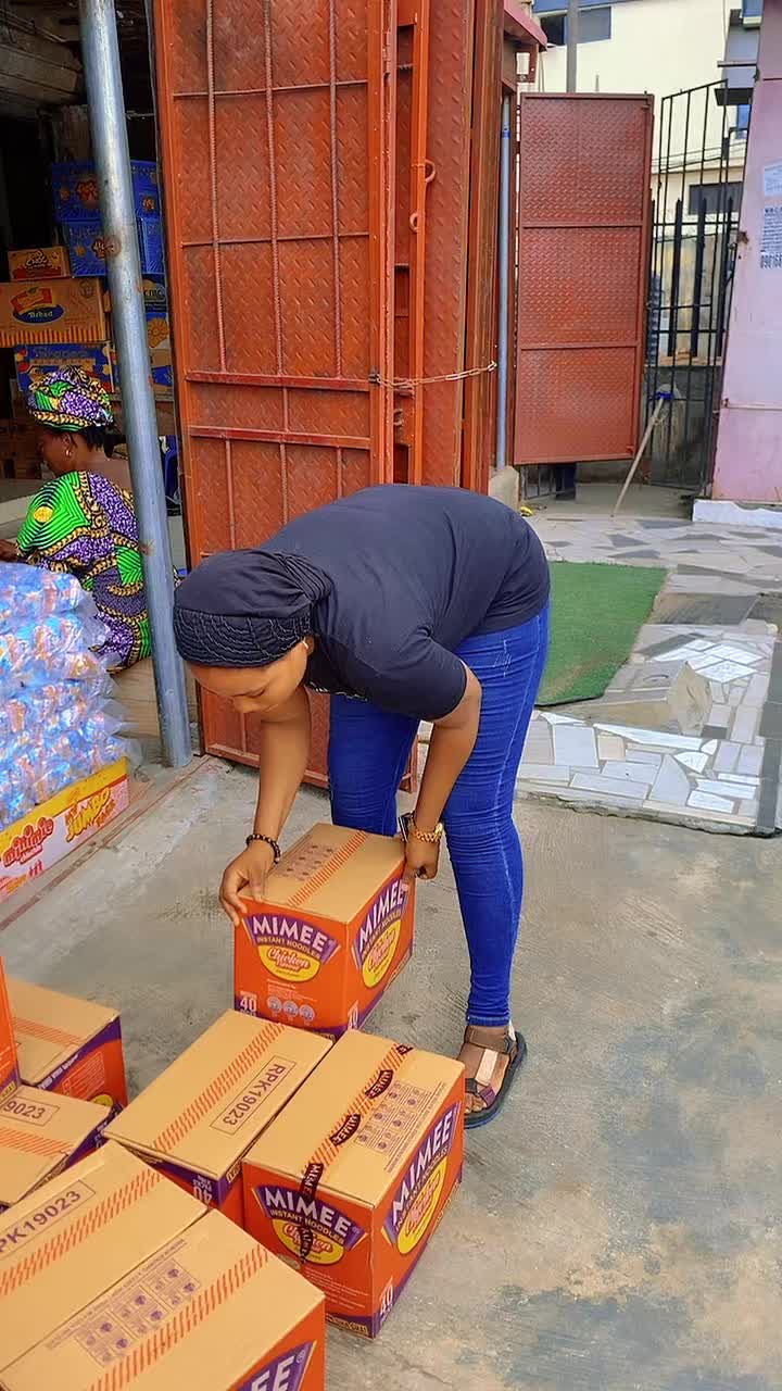 @FOODSTUFF SELLER IN ORILEAGEGE