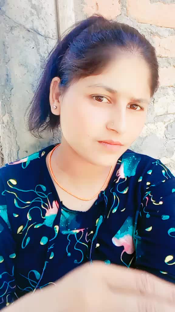 @Binita Kathayat905