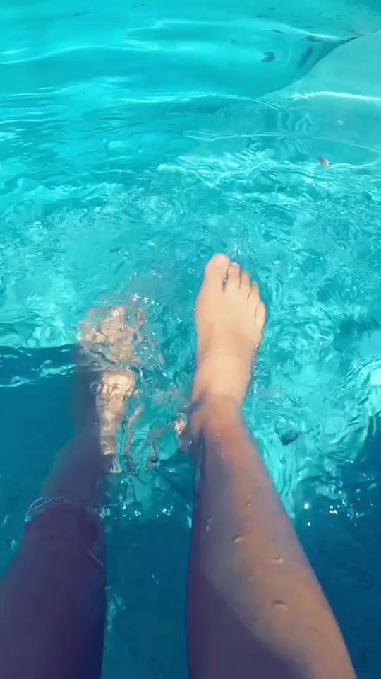 @Hello🥵