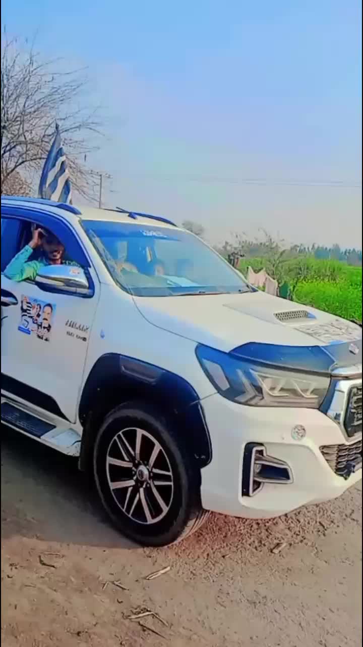 @awara...panxhiii 😎🔥