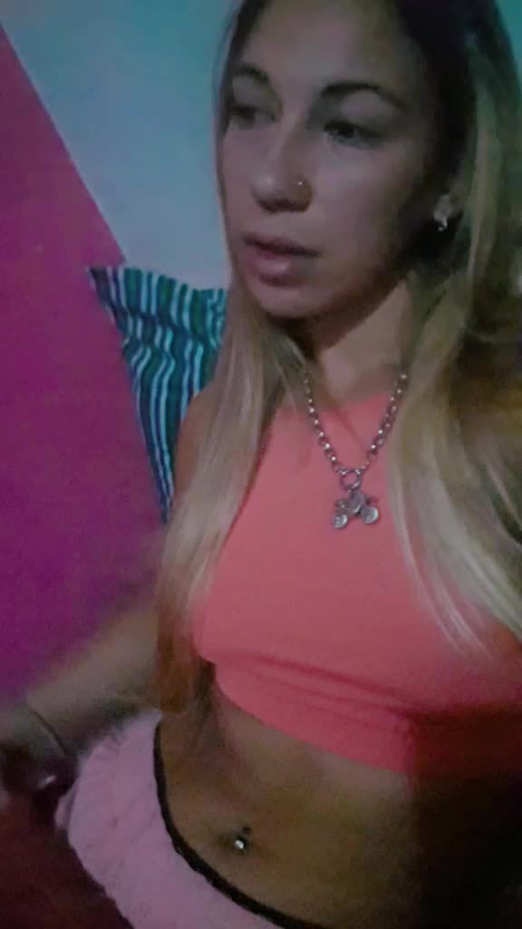 @Claudia Britos