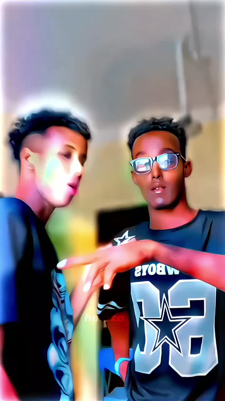 @Hamza__