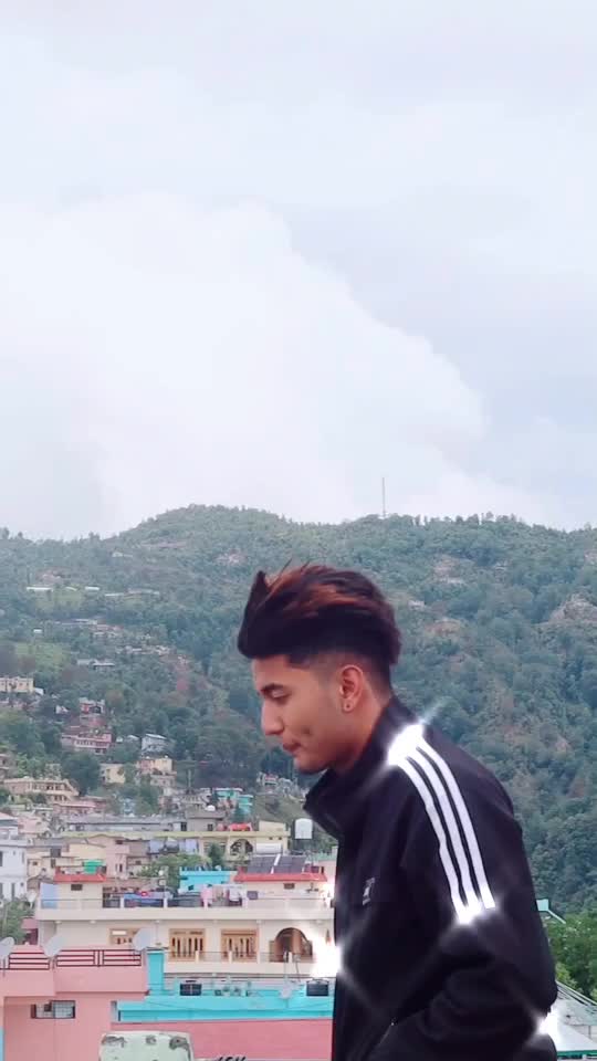 @Aayuxh_