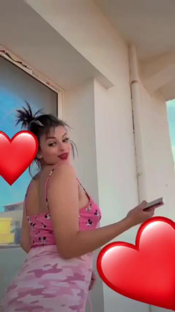 @selmaselma8146