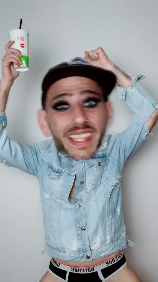 @johnny_fame_