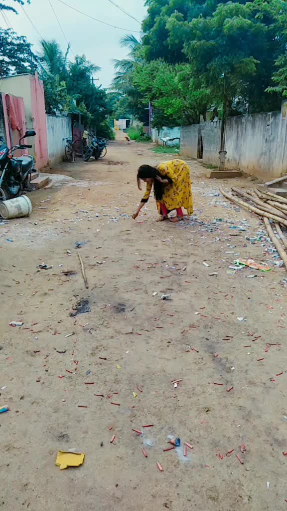 @Saraswathykasi01