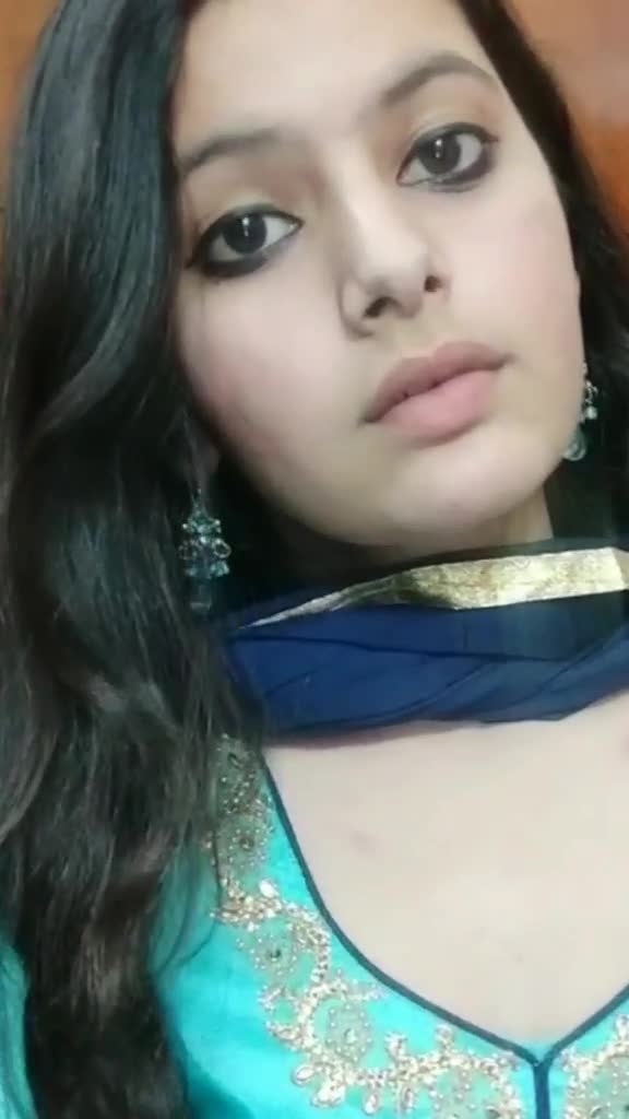 @👑 ANANYA JAMWAL👑