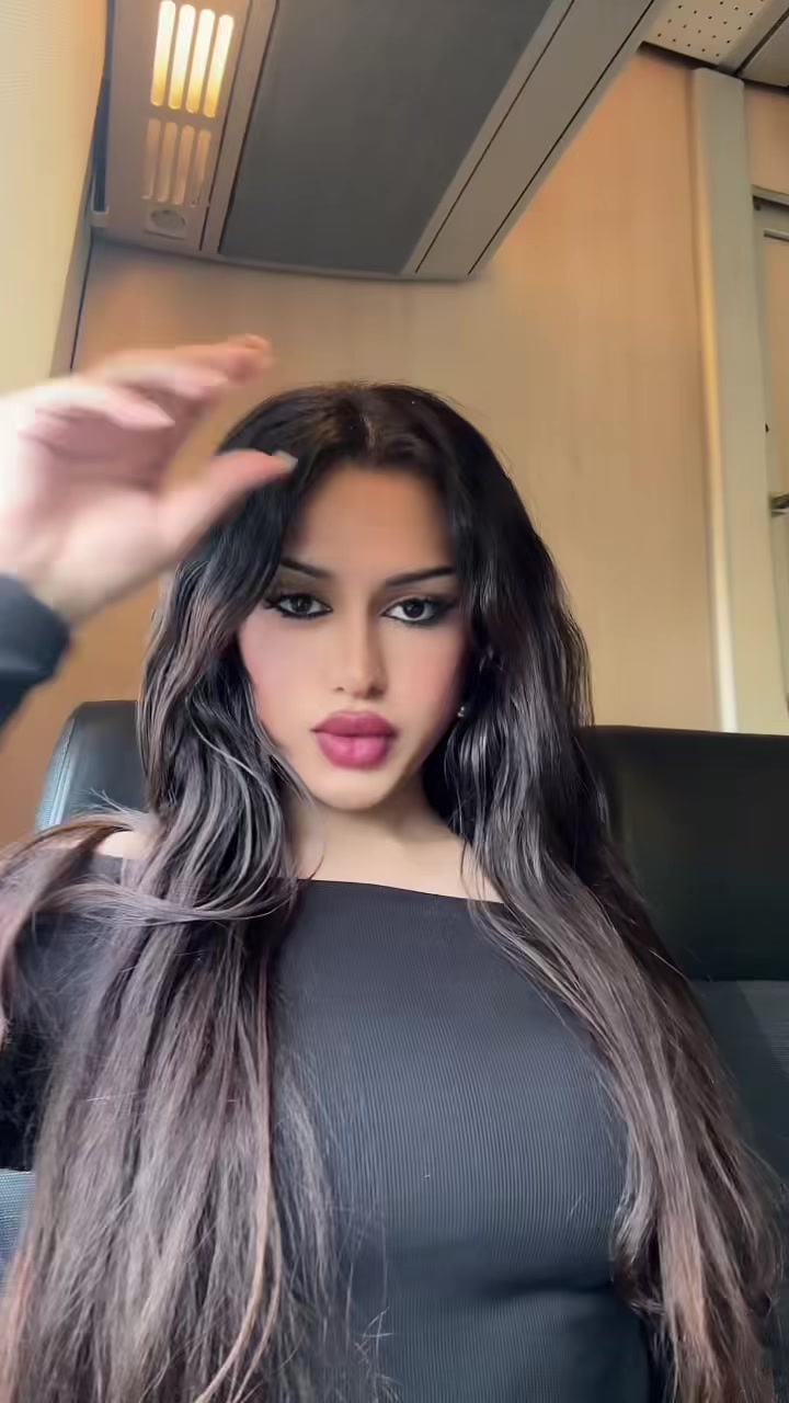 @Ana 👑