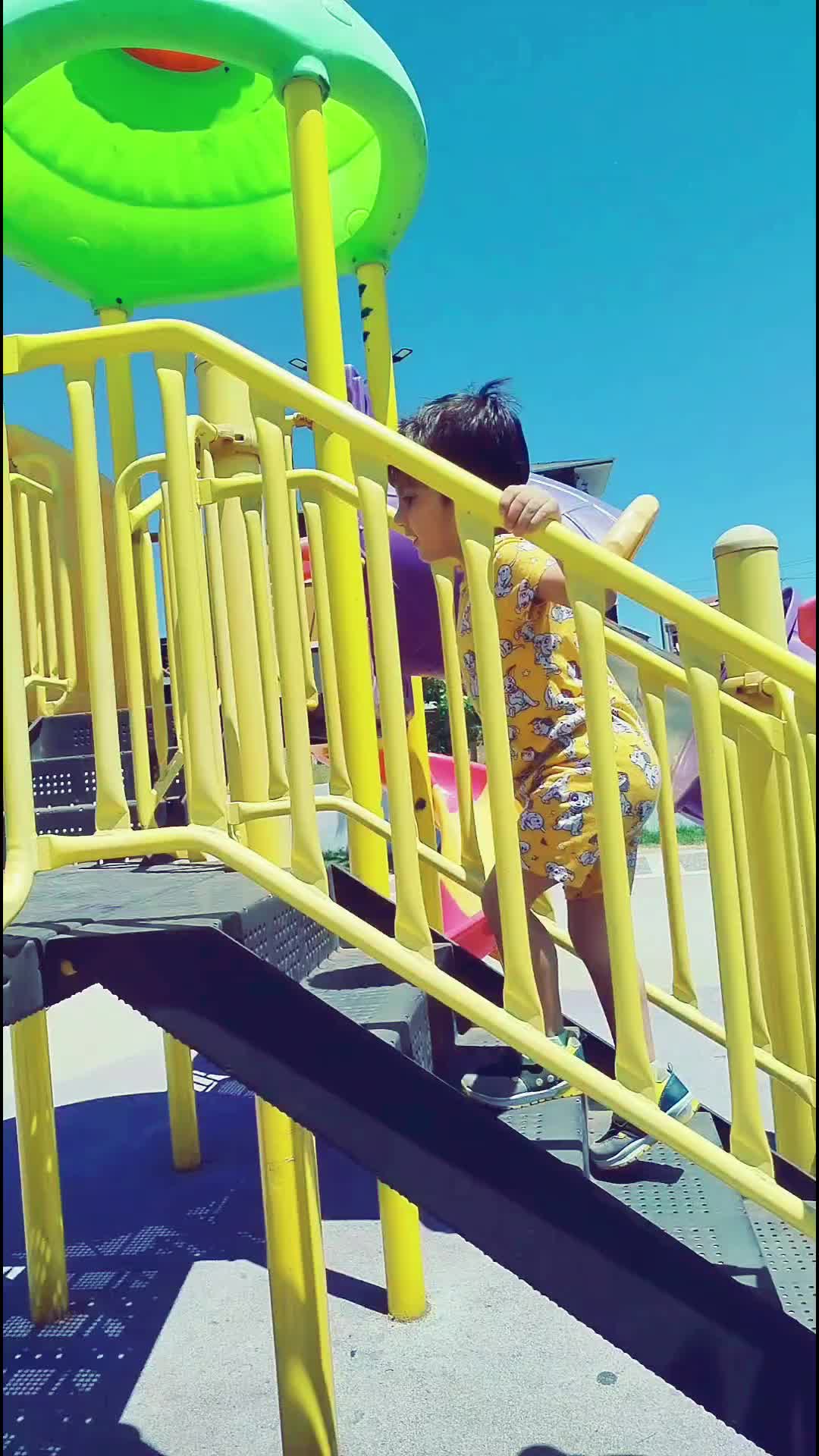 @aleyyyna