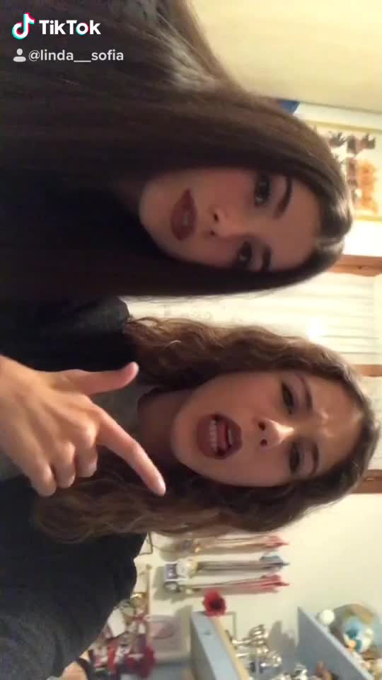 @Linda e Sofia💜