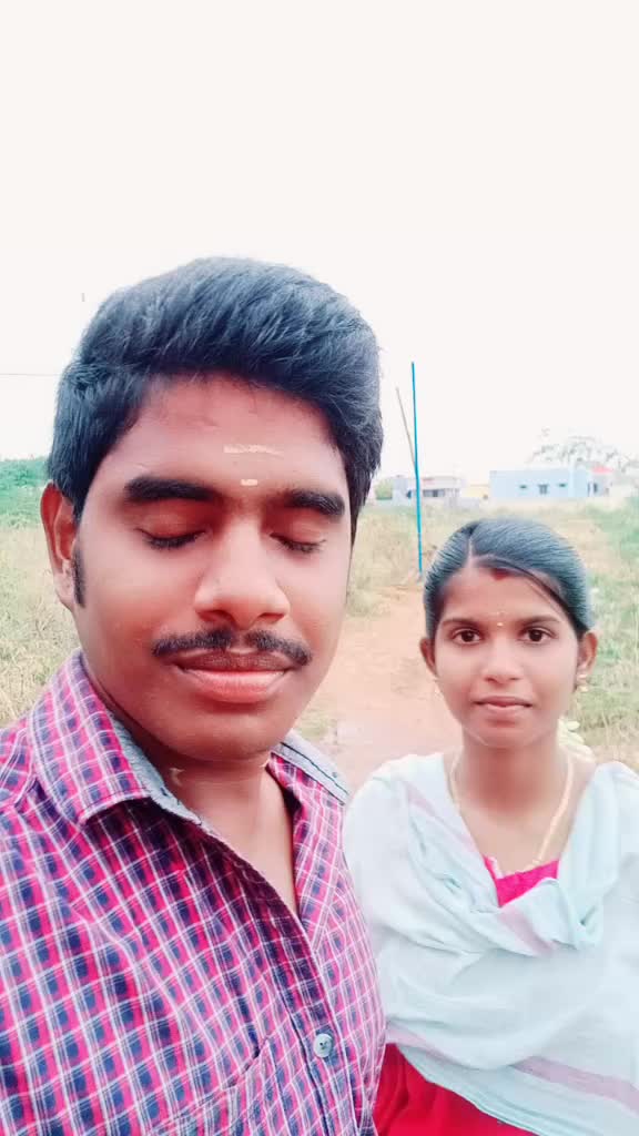 @குணா சினேகா