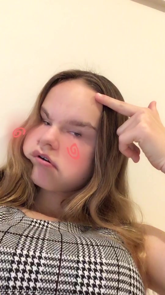 @elizabethrumble