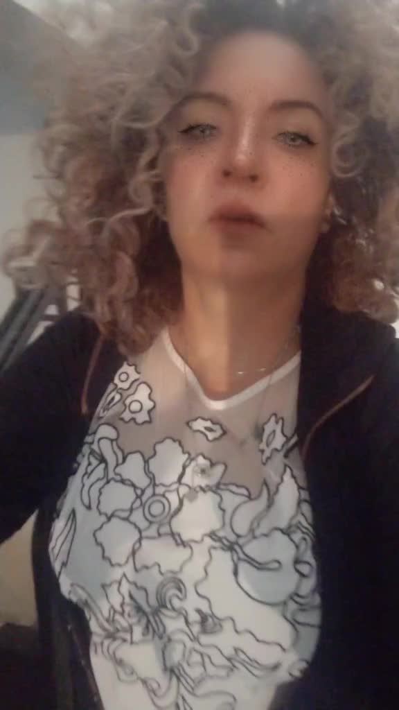 @ELI_FLO2000