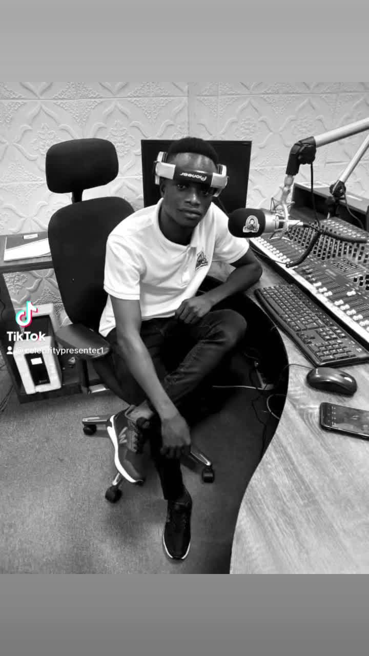 @@Celebrity presenter