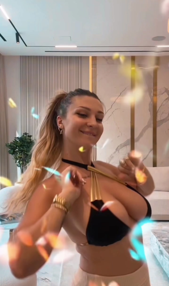@Роксана