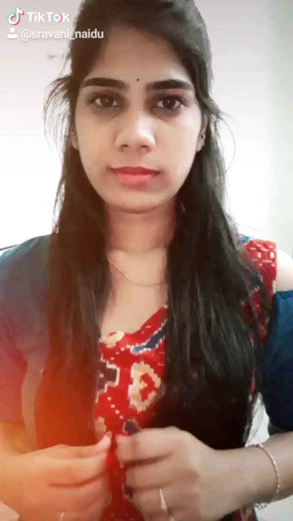 @sravani_devineni