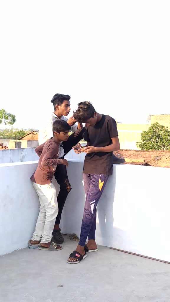 @👑_GIRISH ANKOSHE_👑