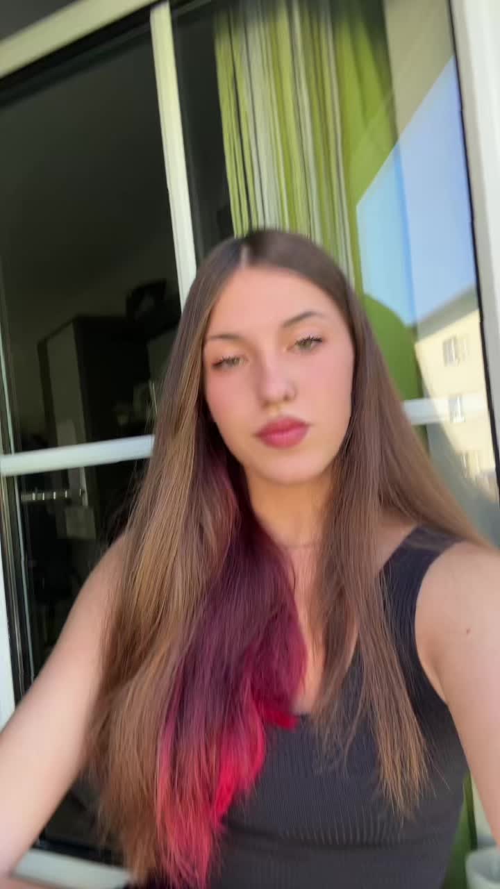 @Leonie_hii