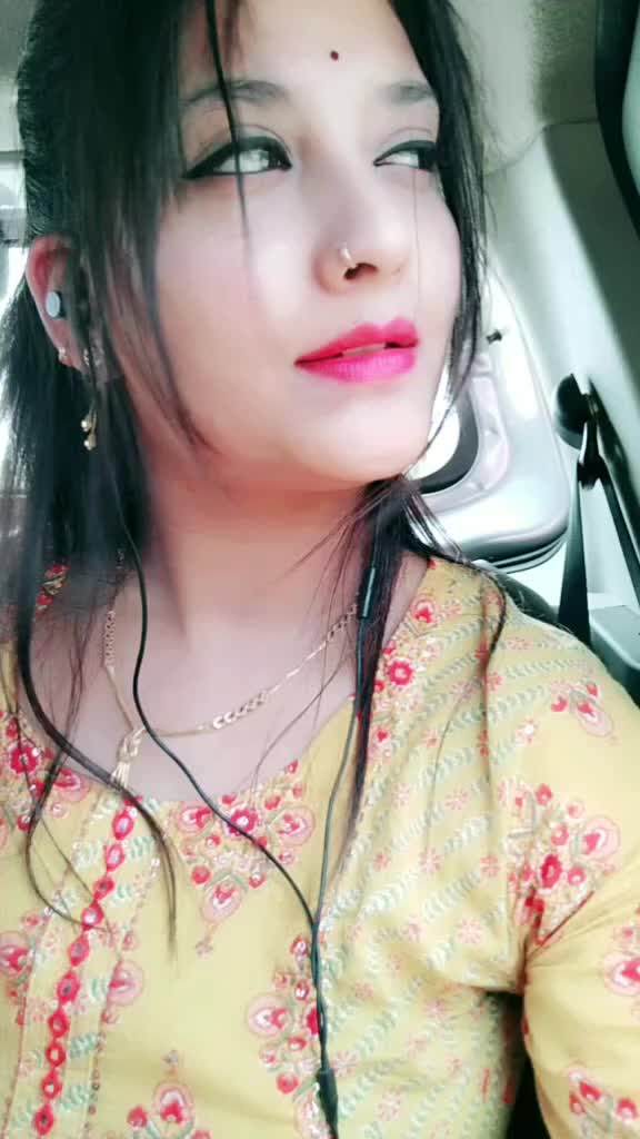 @Gorgeous_Gujrati ✅