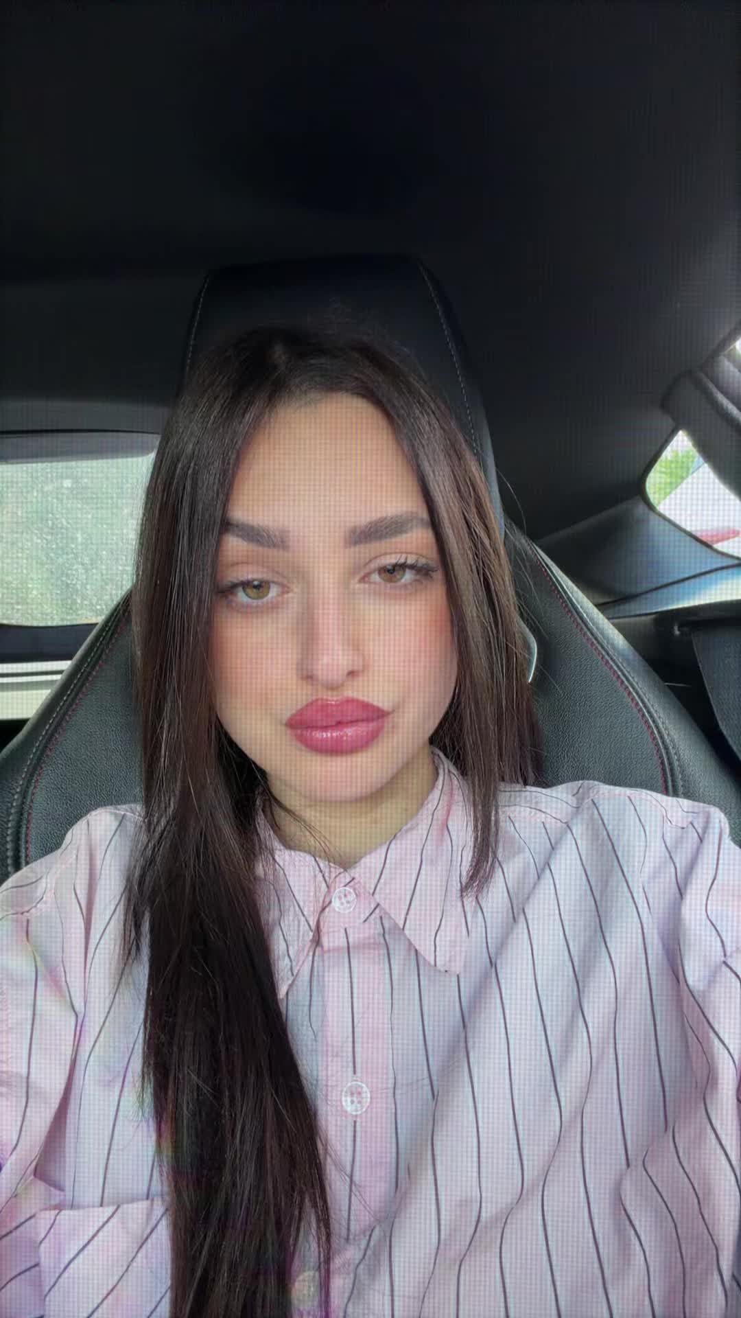 @saradeluca
