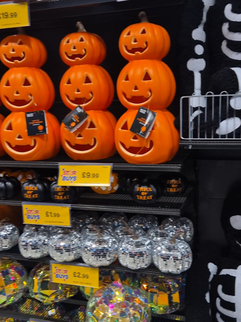 @cloe 🍋🍿🎃