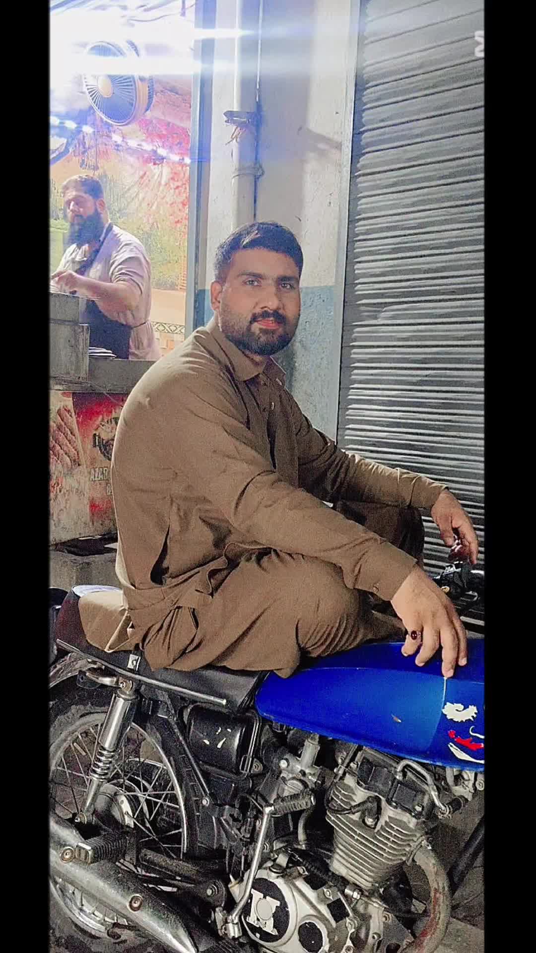 @ZeeShan AwaN