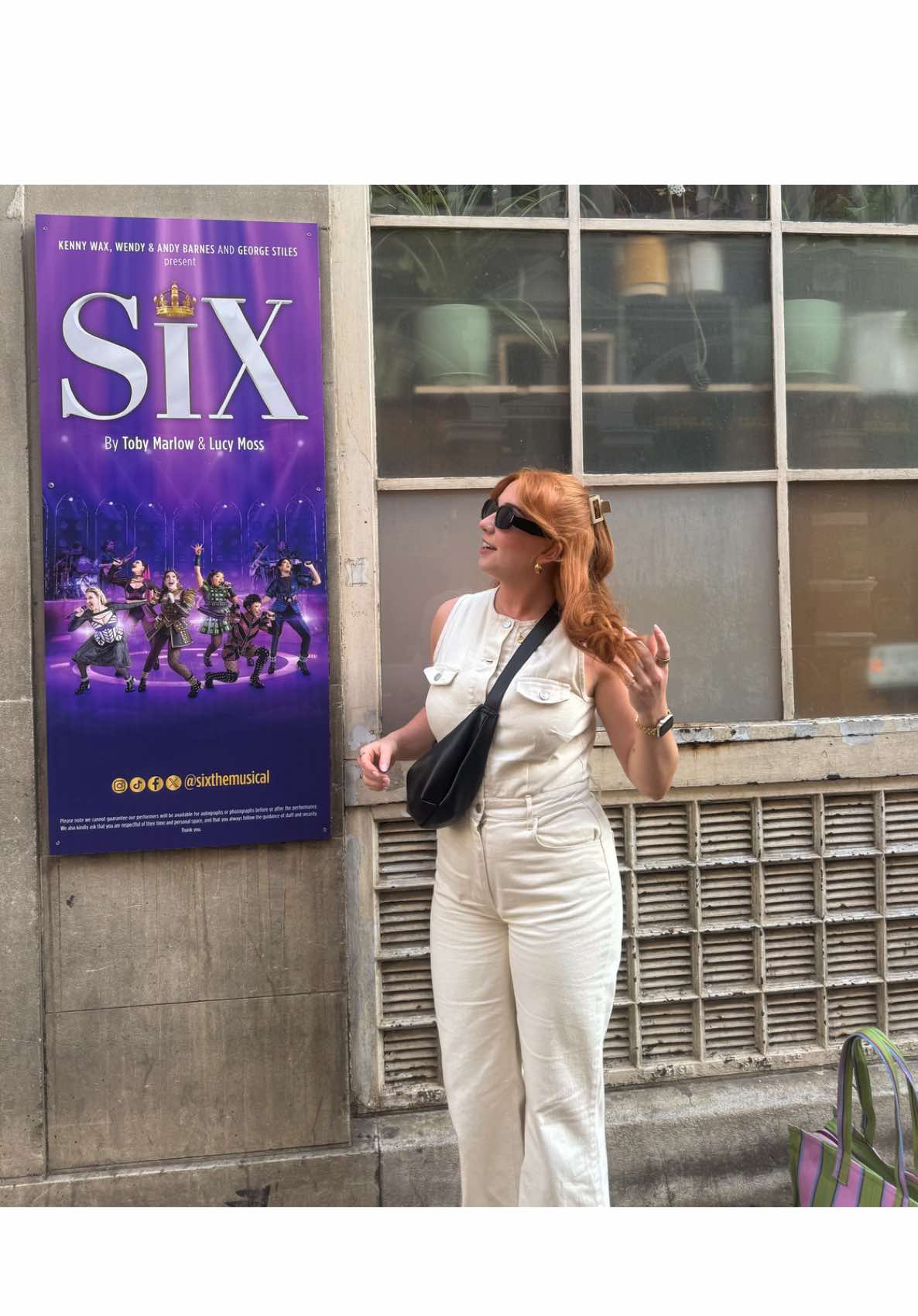 @lauradawkes_