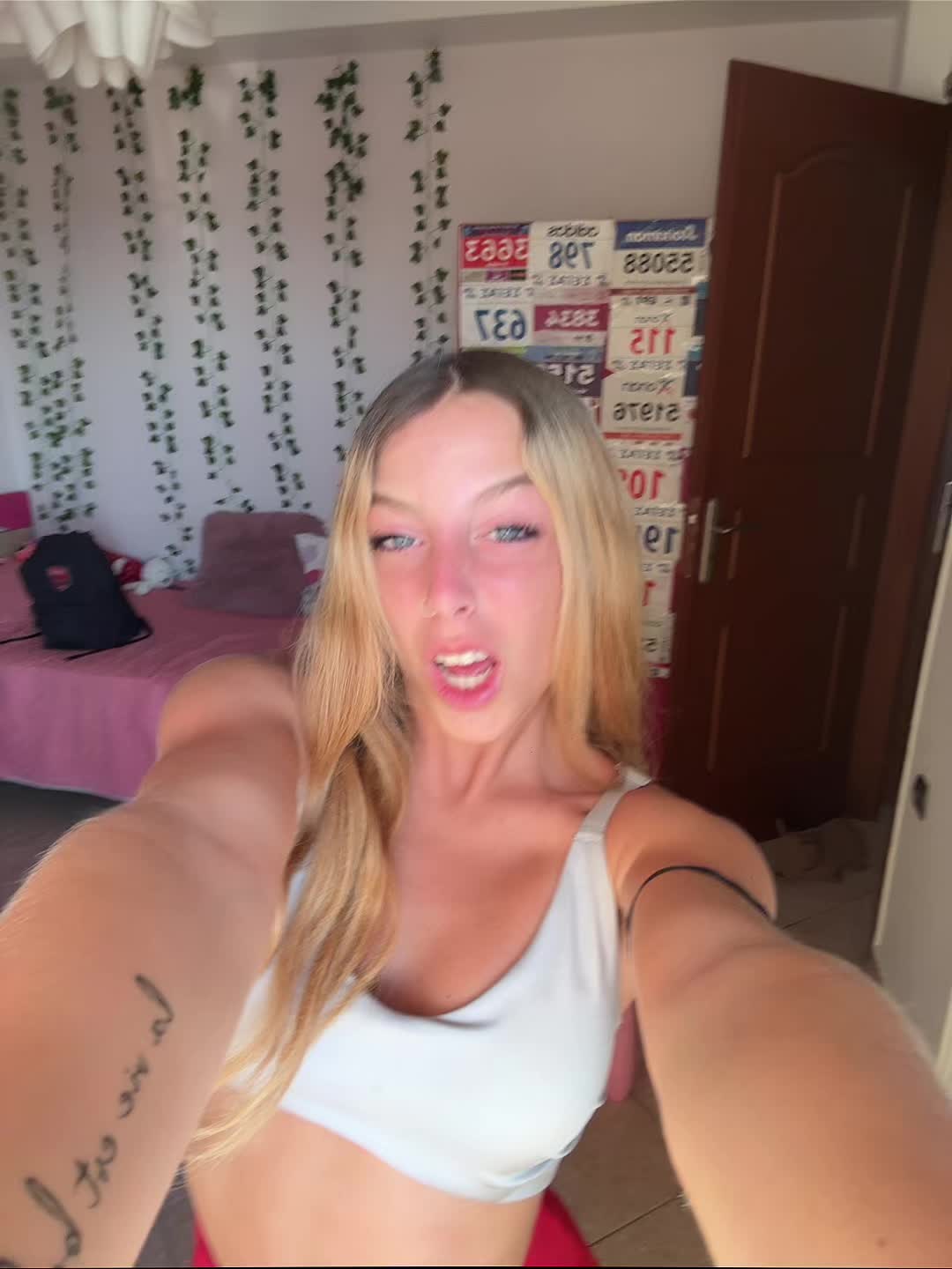 @evaa