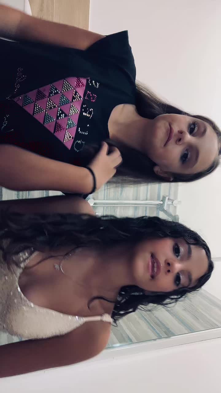@🪩