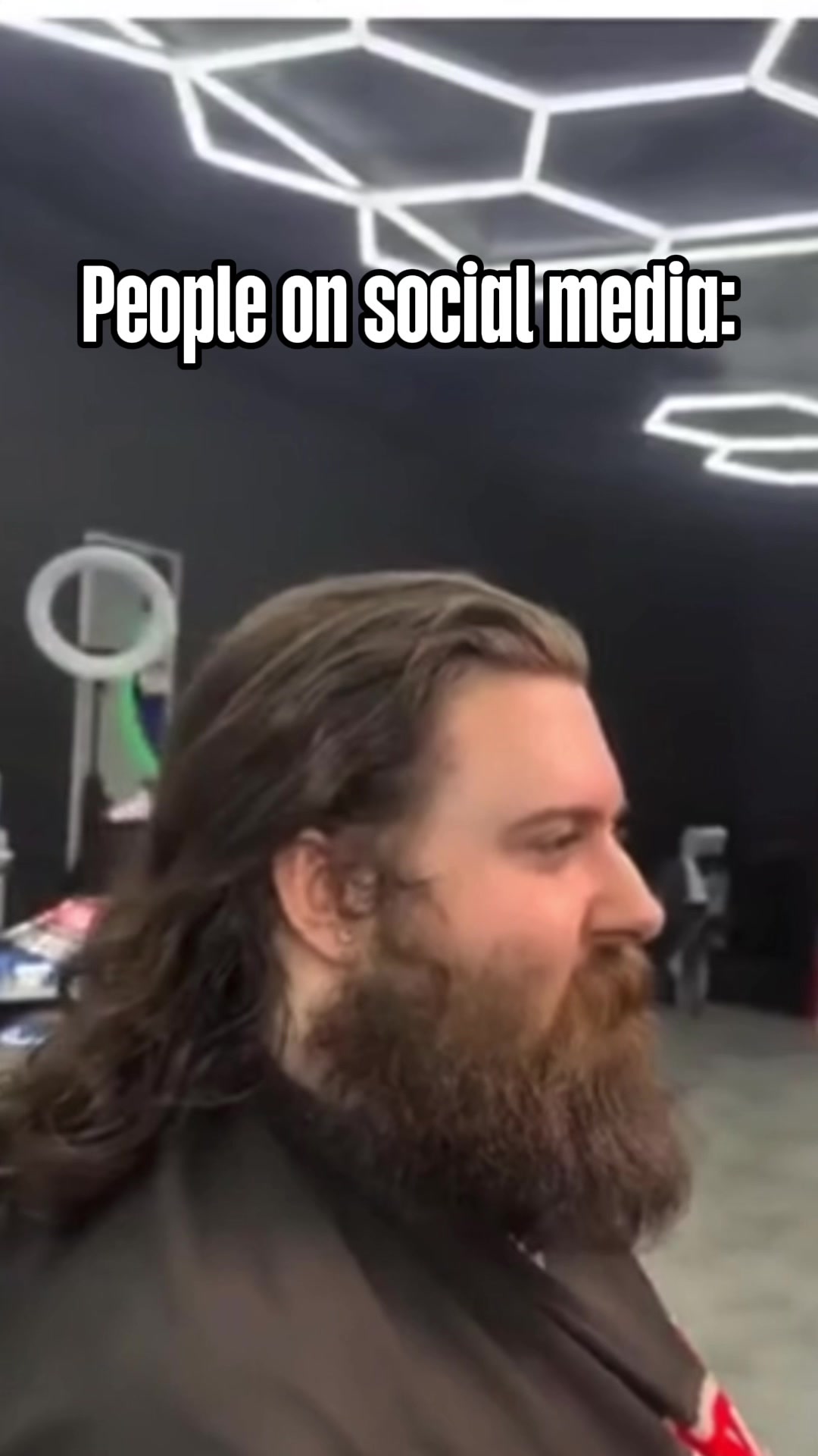 @ViralCarousel