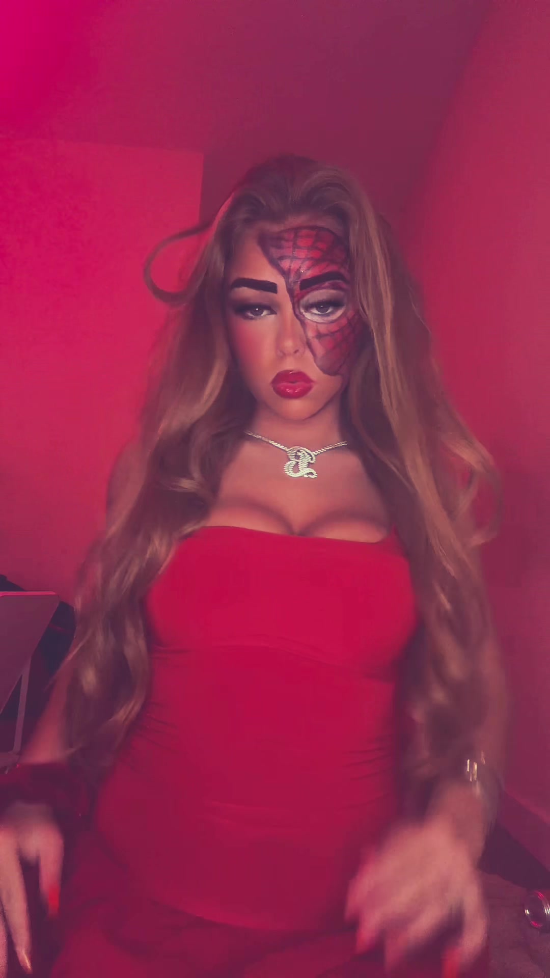@ℬ𝓁𝒶𝒸𝓀𝒶𝓃𝓃𝓈𝒷𝒾𝒹𝒹𝓎😚