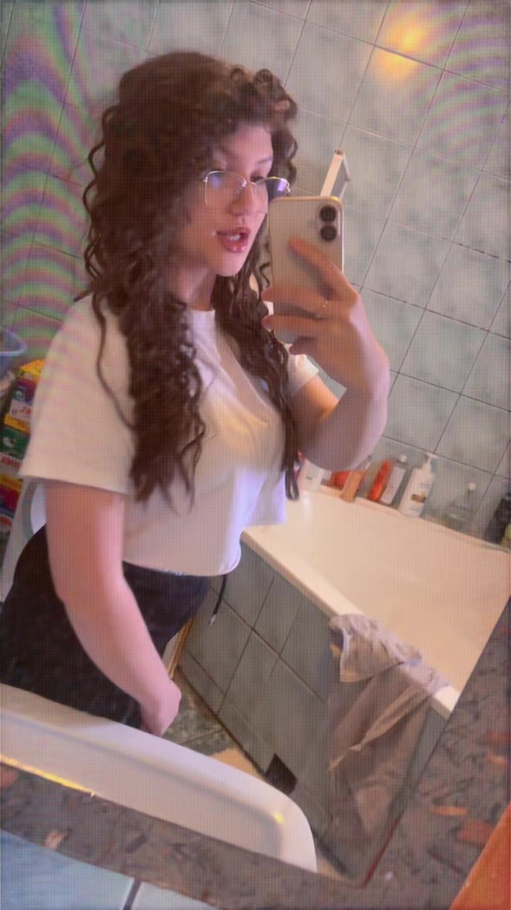 @Daniela❤️