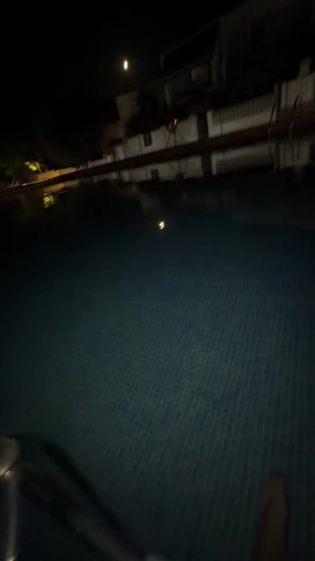 @ABRIL SERRAT