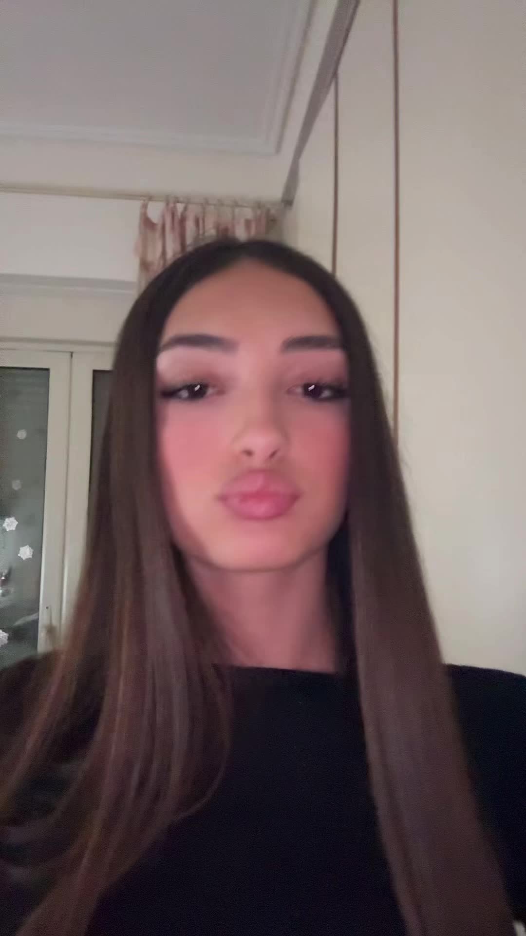 @user738288479