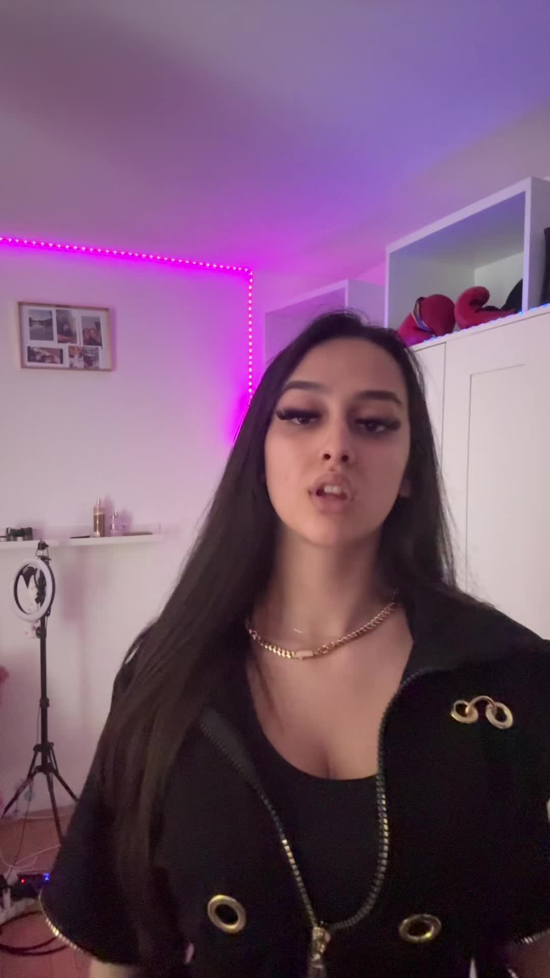 @andreea.geo_